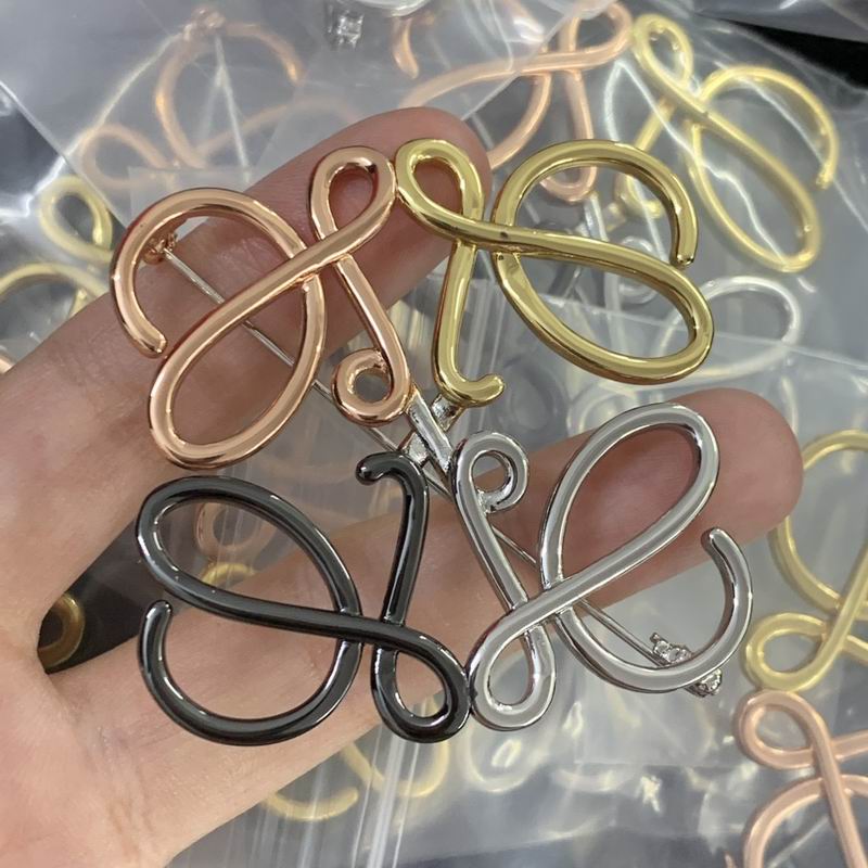 Loewe brooch 05lyx24